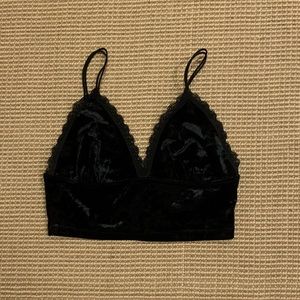 Garage Black Velvet Bralette Size Small